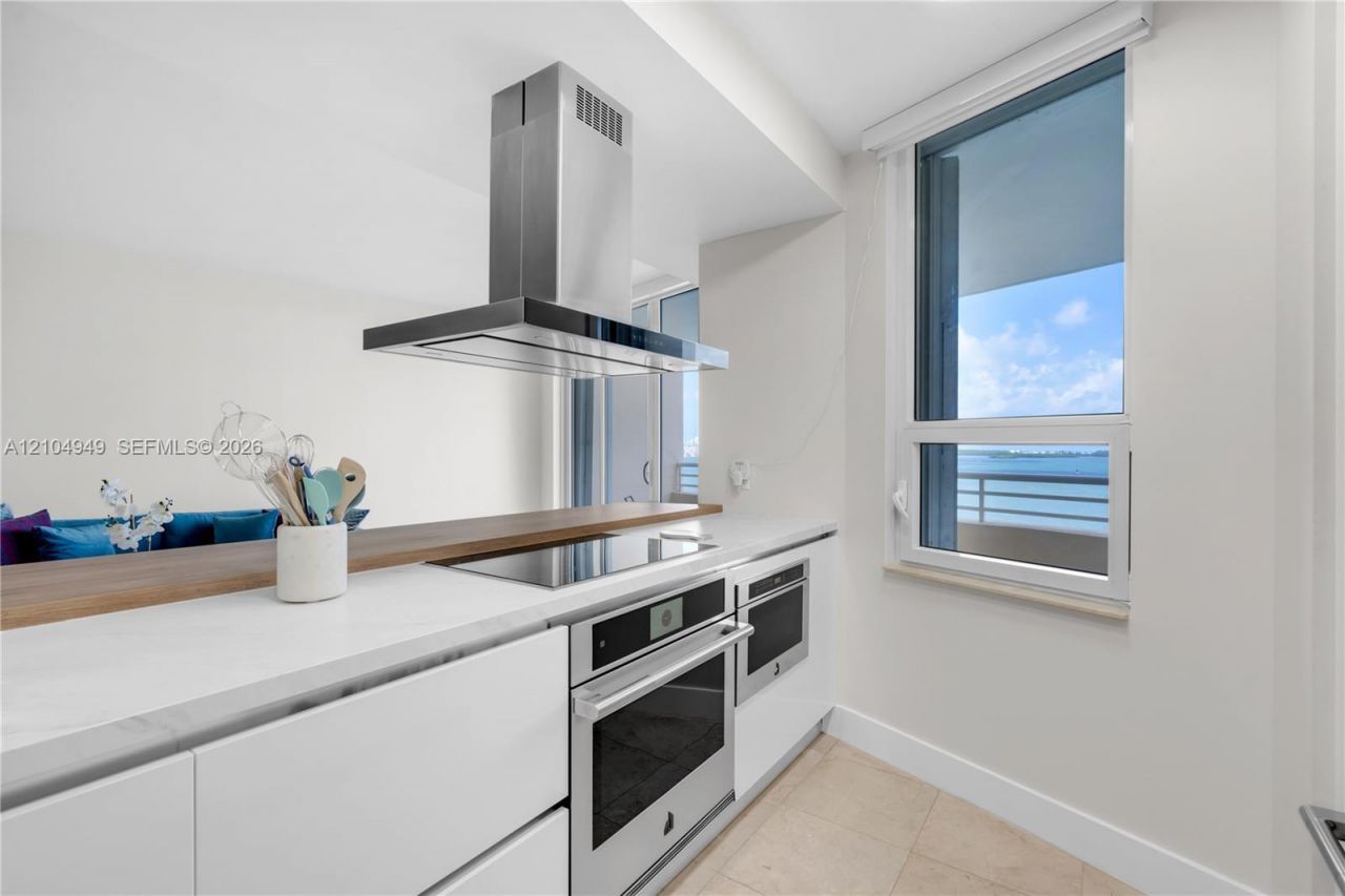808 Brickell Key Dr , Unit 1006, Miami, FL 33131 Photo