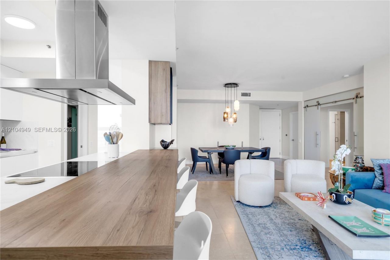 808 Brickell Key Dr , Unit 1006, Miami, FL 33131 Photo