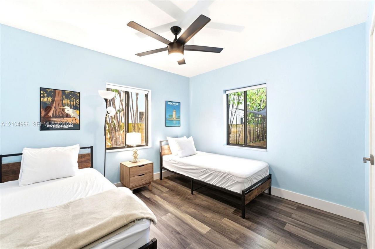 3134 Carter St , Unit 1, Miami, FL 33133 Photo