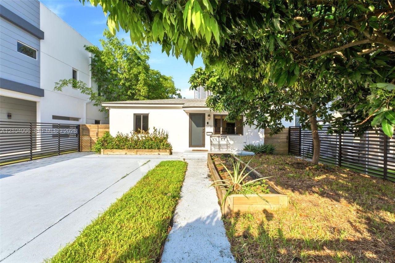 3134 Carter St , Unit 1, Miami, FL 33133 Photo
