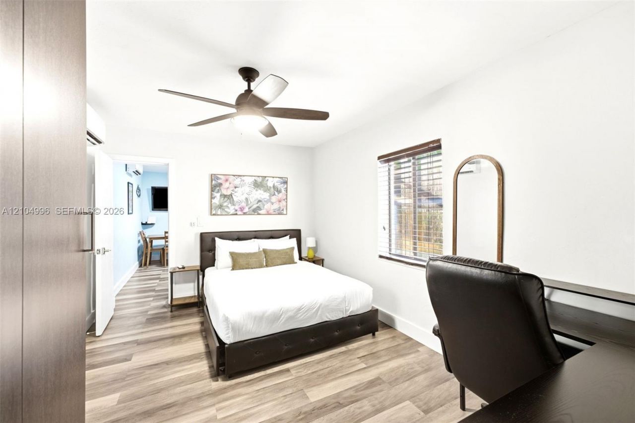 3134 Carter St , Unit 1, Miami, FL 33133 Photo