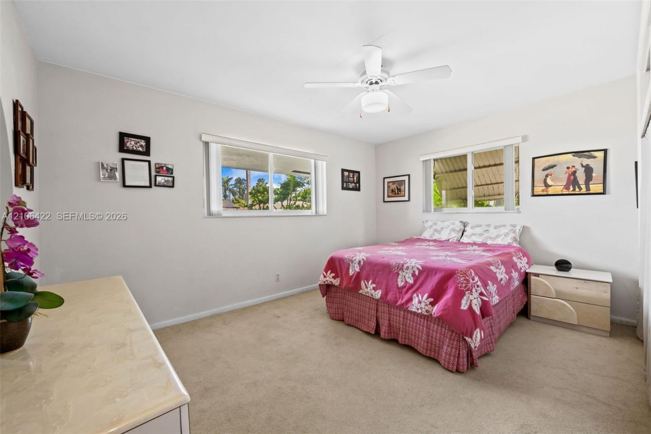 5212 Roosevelt St , Hollywood, FL 33021 Photo