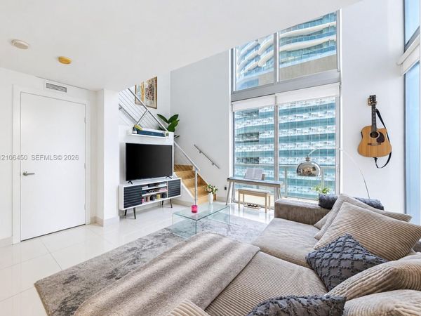 1050 Brickell Ave , Unit 1002, Miami, FL 33131