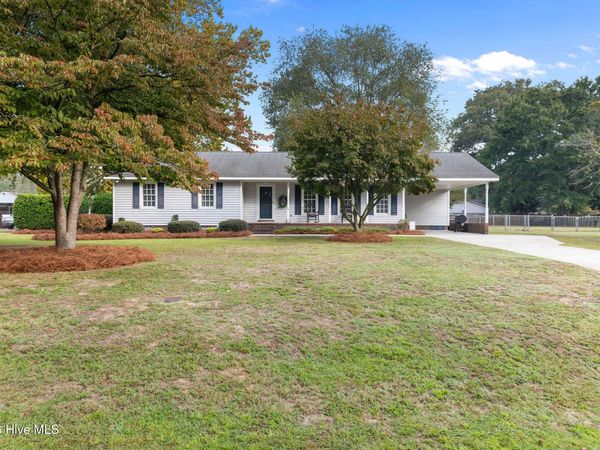 2464 English Squire Drive , Kinston, NC 28504