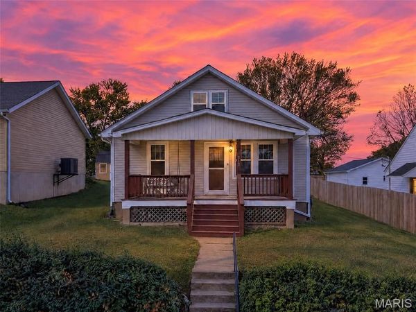 313 High Street , Washington, MO 63090
