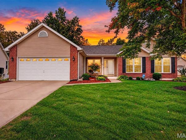 1044 Treeshade Drive, St Peters, MO 63376
