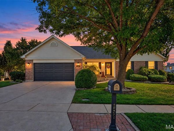 1302 Spring Park Drive, St Charles, MO 63303
