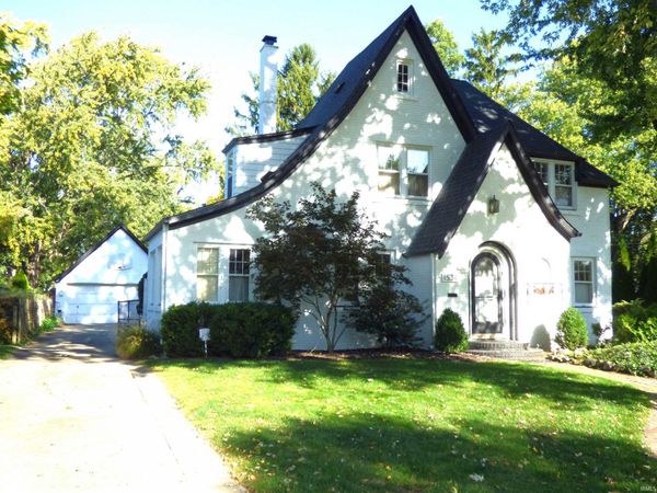 1534 Greenleaf Boulevard, Elkhart, IN 46514