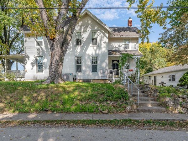 504 N 4th Street, SAVANNA, IL 61074