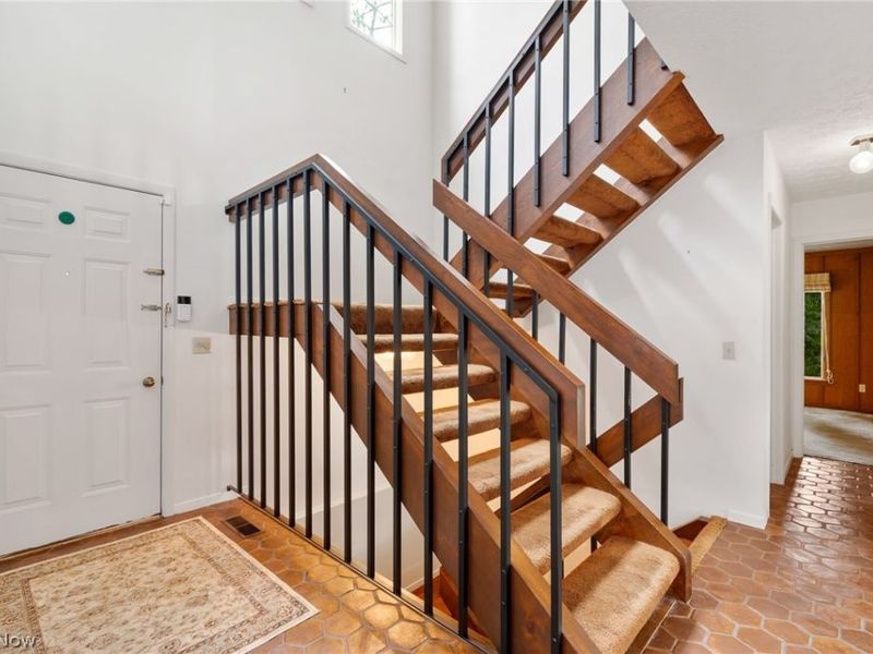 2962 Wildridge Drive NW, Massillon, OH 44646 Photo 3