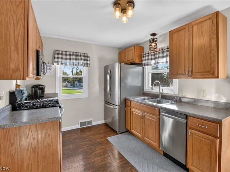 6961 Greenwich Road, Westfield Center, OH 44251 Photo 8