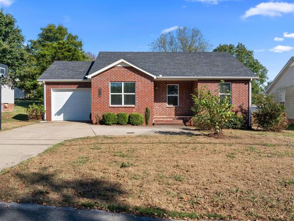 1710 Battleground Dr , Murfreesboro, TN 37129