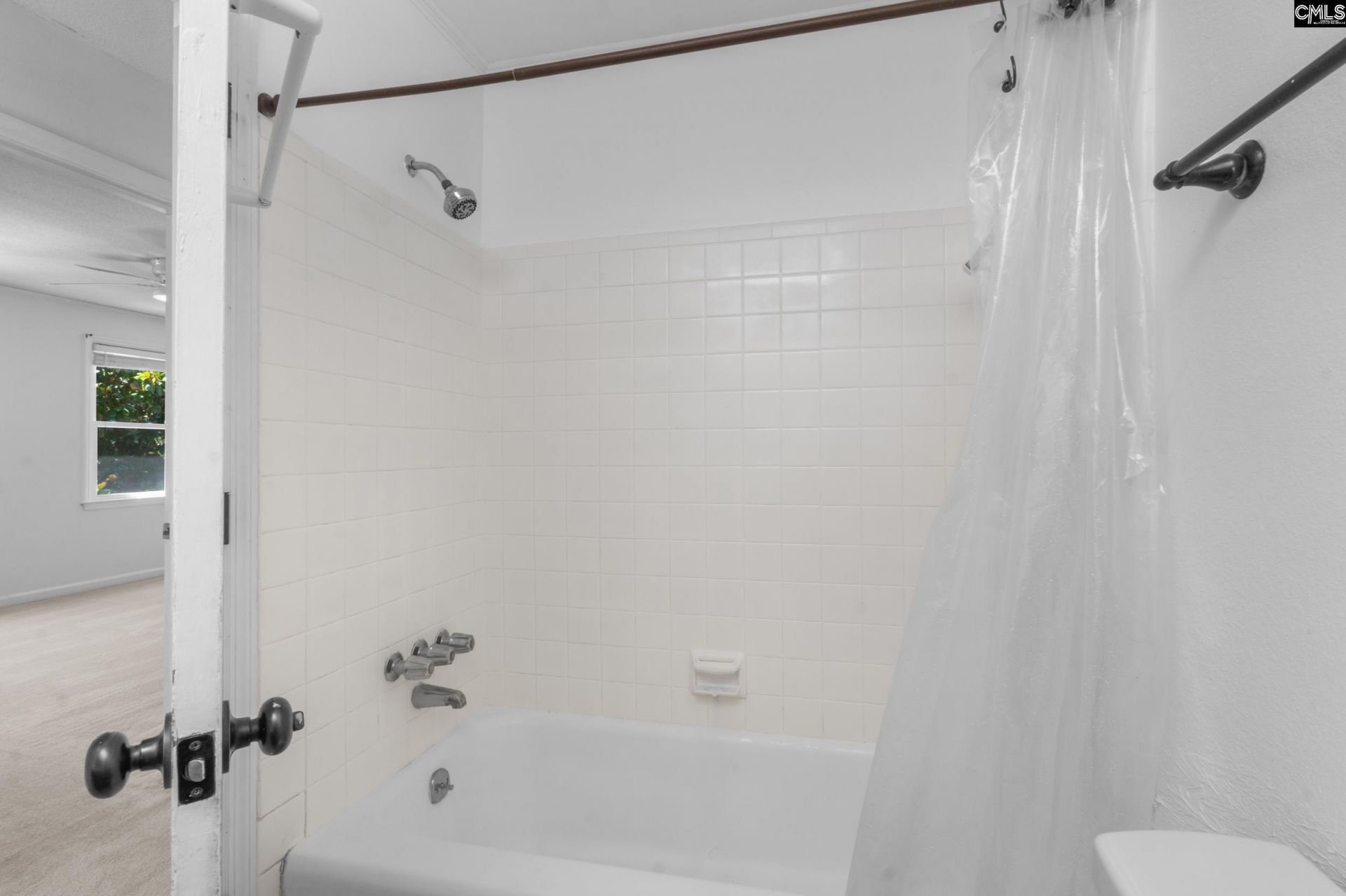 131 Canterfield Road  Photo 18