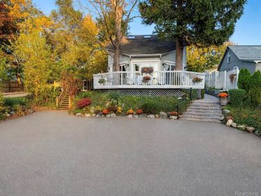 2295 Austin Drive, Novi, Mi 48377
