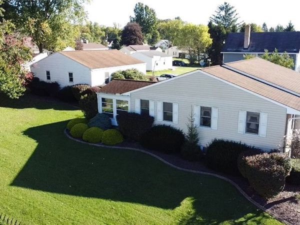 700 W Martin Street , East Palestine, OH 44413