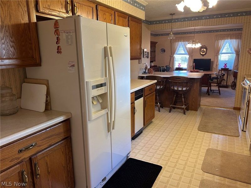 700 W Martin Street, East Palestine, OH 44413 Photo 16