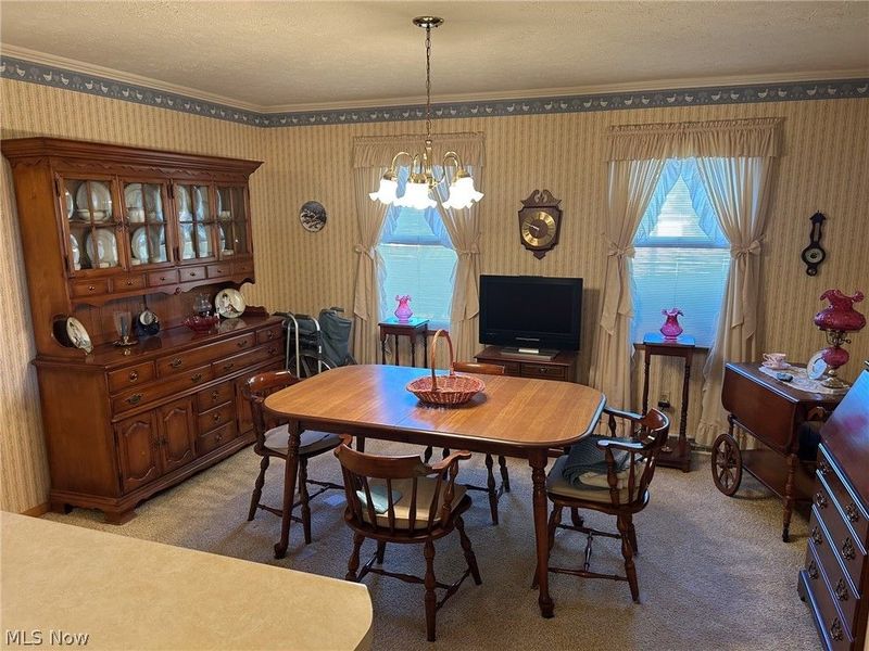 700 W Martin Street, East Palestine, OH 44413 Photo 18