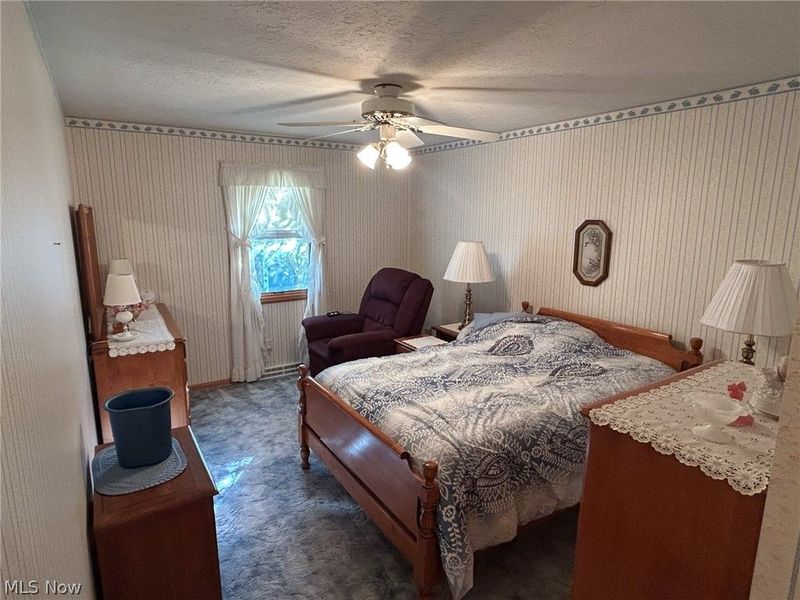 700 W Martin Street, East Palestine, OH 44413 Photo 26
