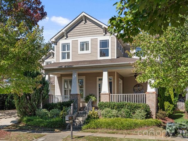 8011 Cottsbrooke Drive, Huntersville, NC 28078