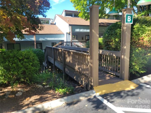 87 Willow Road , Unit B-5, Waynesville, NC 28786