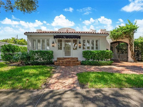 910 Santiago St , Coral Gables, FL 33134