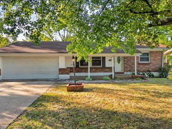 2522 Hackman Drive , St Louis, MO 63136