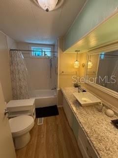 620 57th Avenue W, Unit B19, Bradenton, FL 34207 Photo