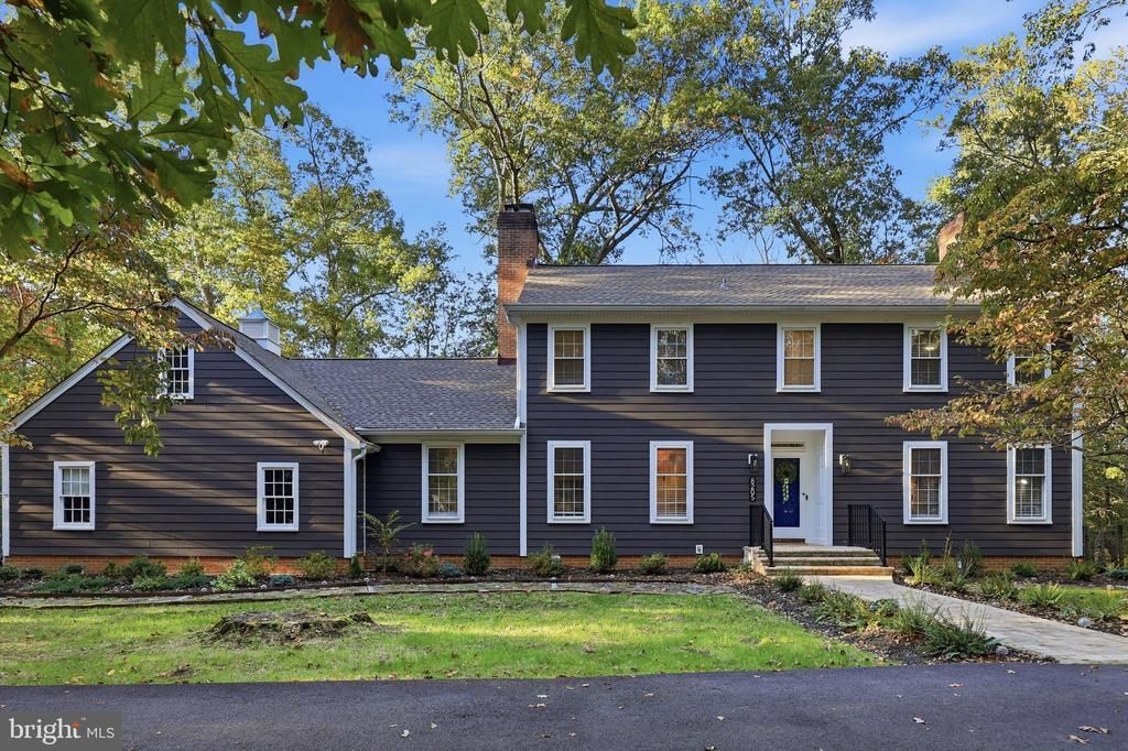 8205 BONDAGE DRIVE , GAITHERSBURG, MD 20882