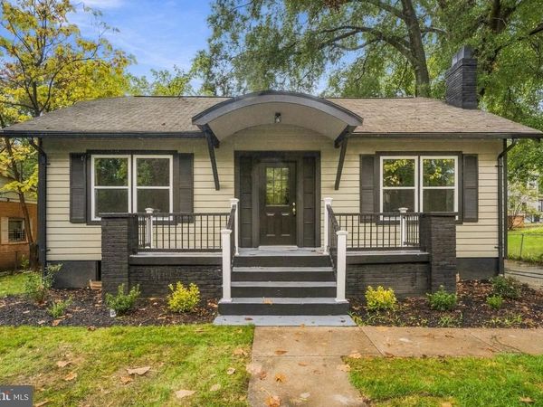 303 67TH PLACE , CAPITOL HEIGHTS, MD 20743