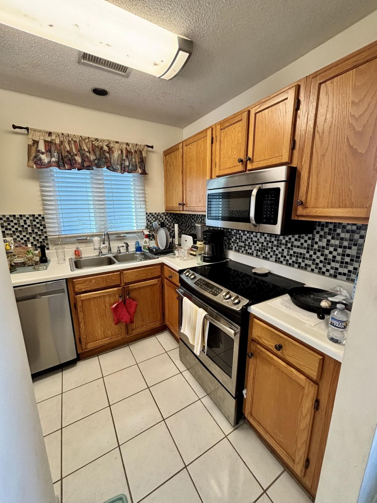 7 Thomas Walter Circle Photo 15