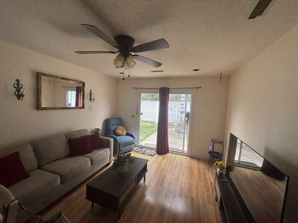 7 Thomas Walter Circle Photo 18