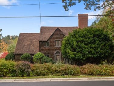 24 Park Road W, Castile, NY 14427