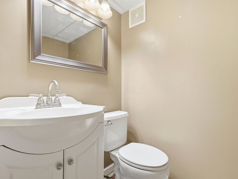 798 Timber Drive, Unit 15C, Worthington, OH 43085 Photo 20