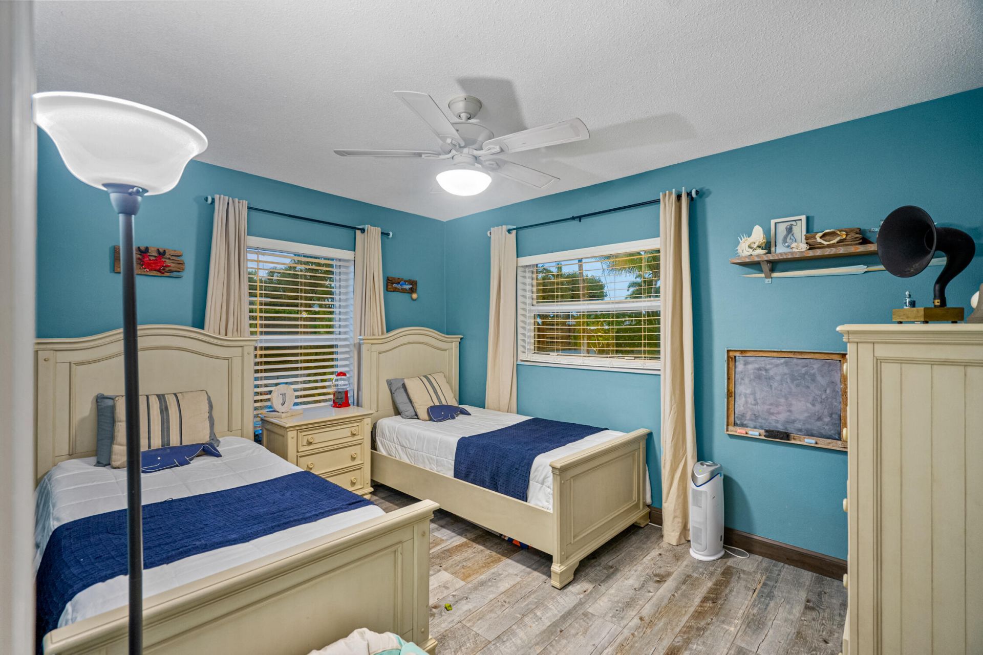 844 East Drive, Boynton Beach, FL 33435 Photo