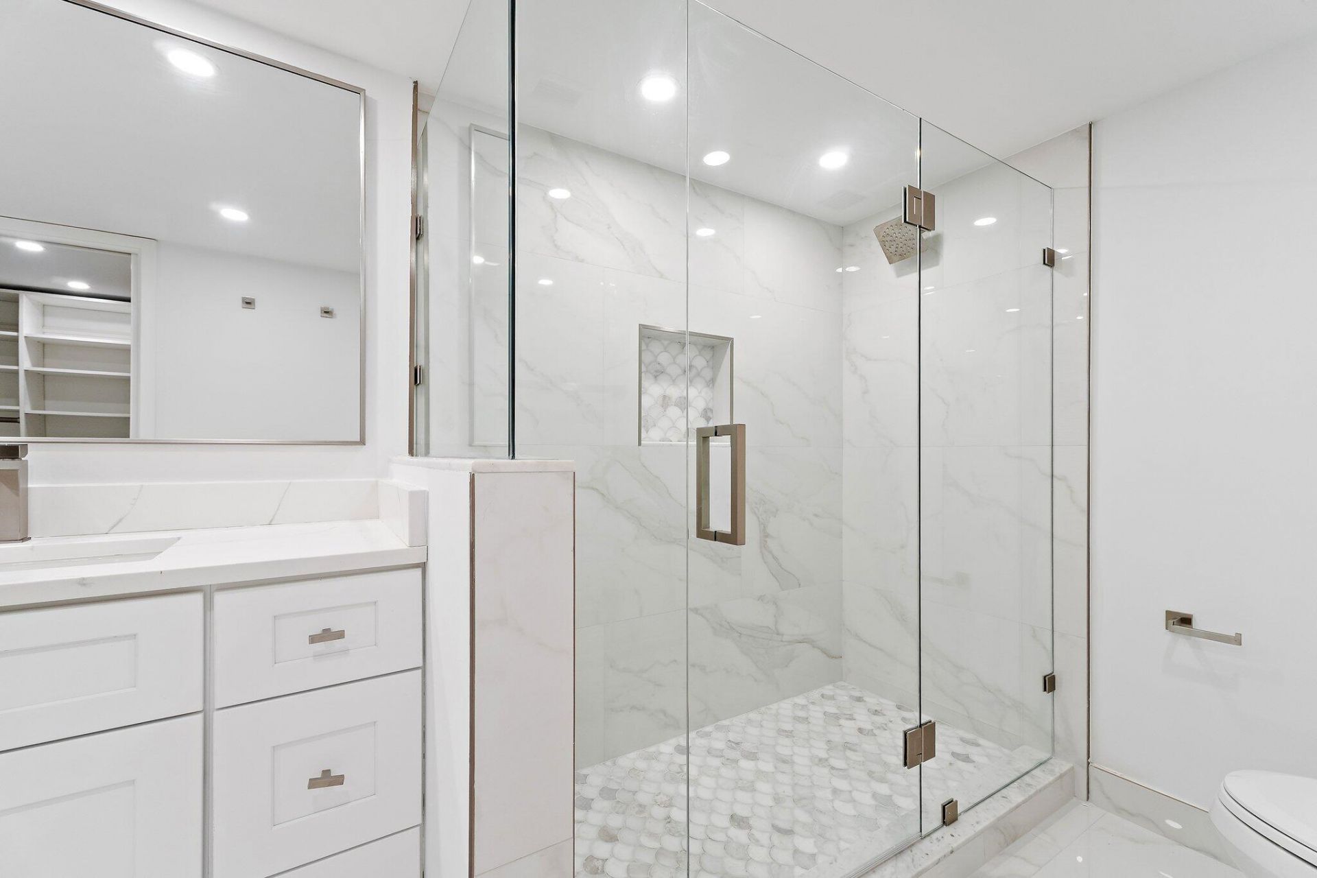 911 Ocean Drive, Unit 404, Juno Beach, FL 33408 Photo