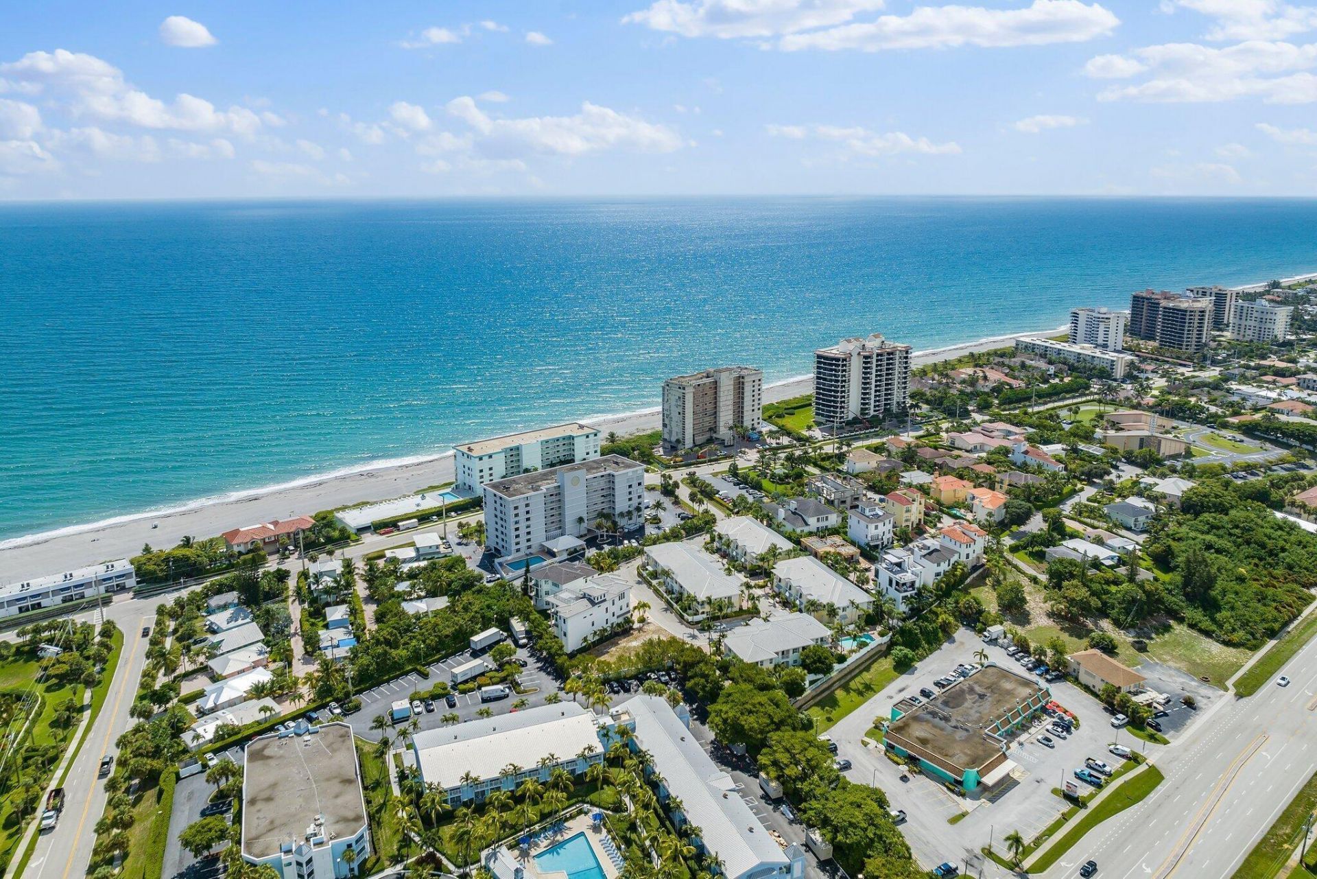911 Ocean Drive, Unit 404, Juno Beach, FL 33408 Photo