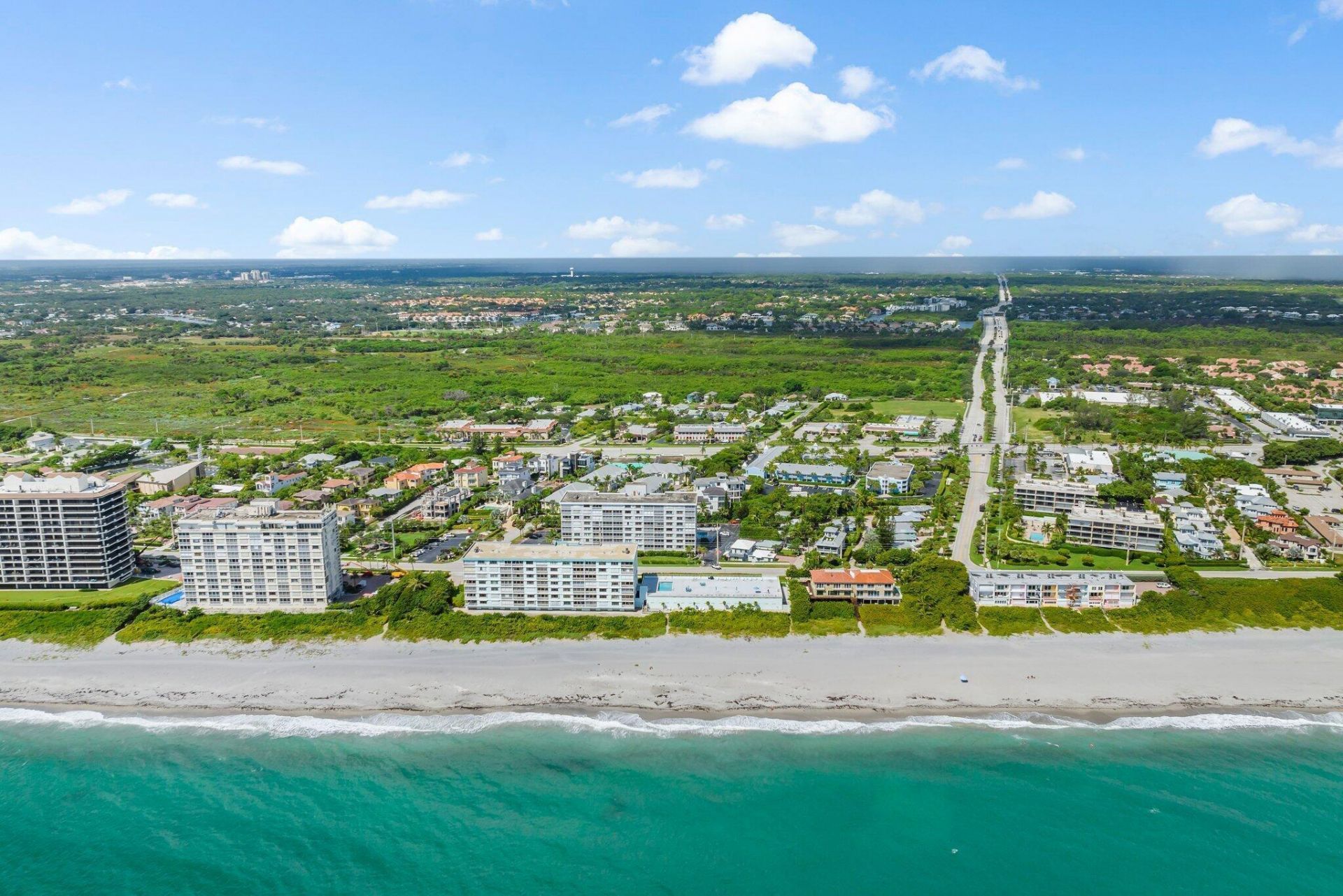 911 Ocean Drive, Unit 404, Juno Beach, FL 33408 Photo