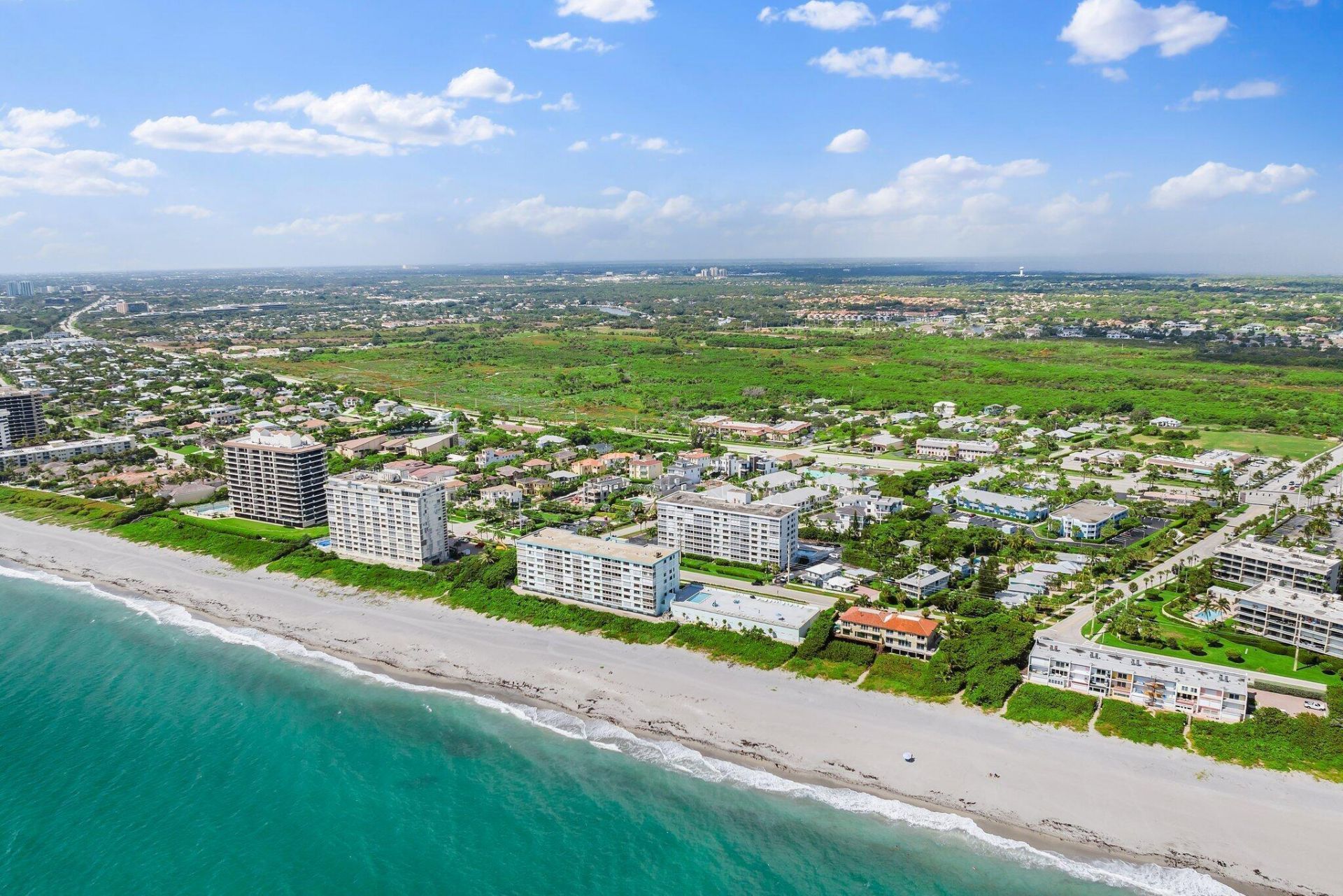 911 Ocean Drive, Unit 404, Juno Beach, FL 33408 Photo