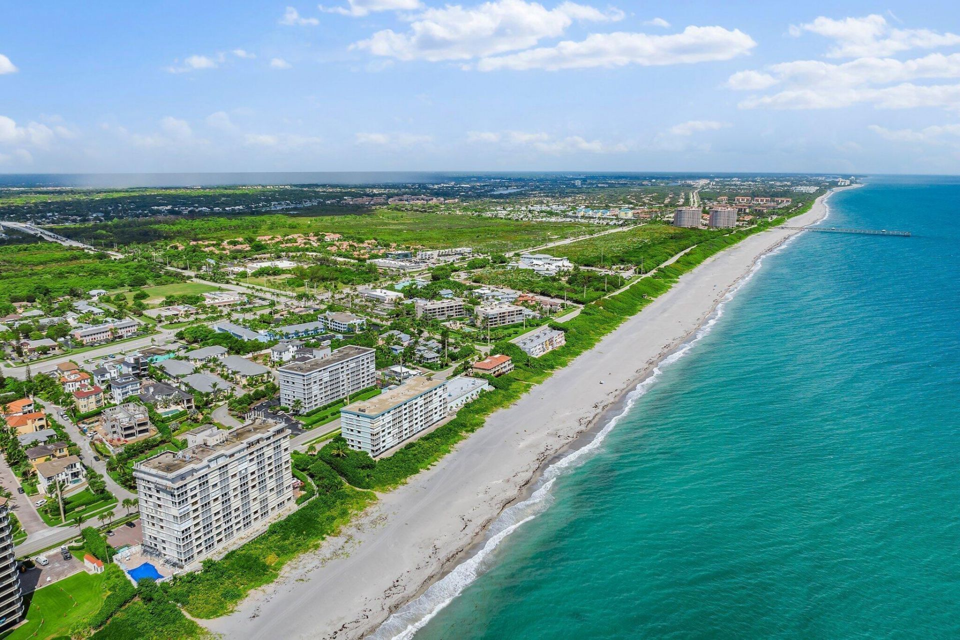 911 Ocean Drive, Unit 404, Juno Beach, FL 33408 Photo