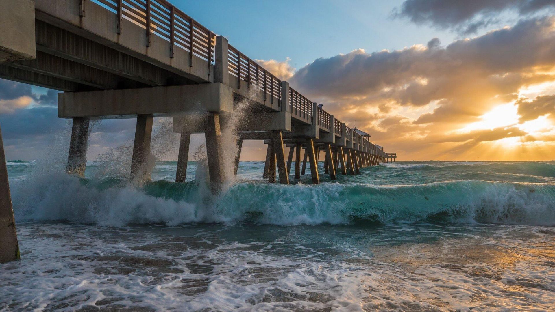 911 Ocean Drive, Unit 404, Juno Beach, FL 33408 Photo