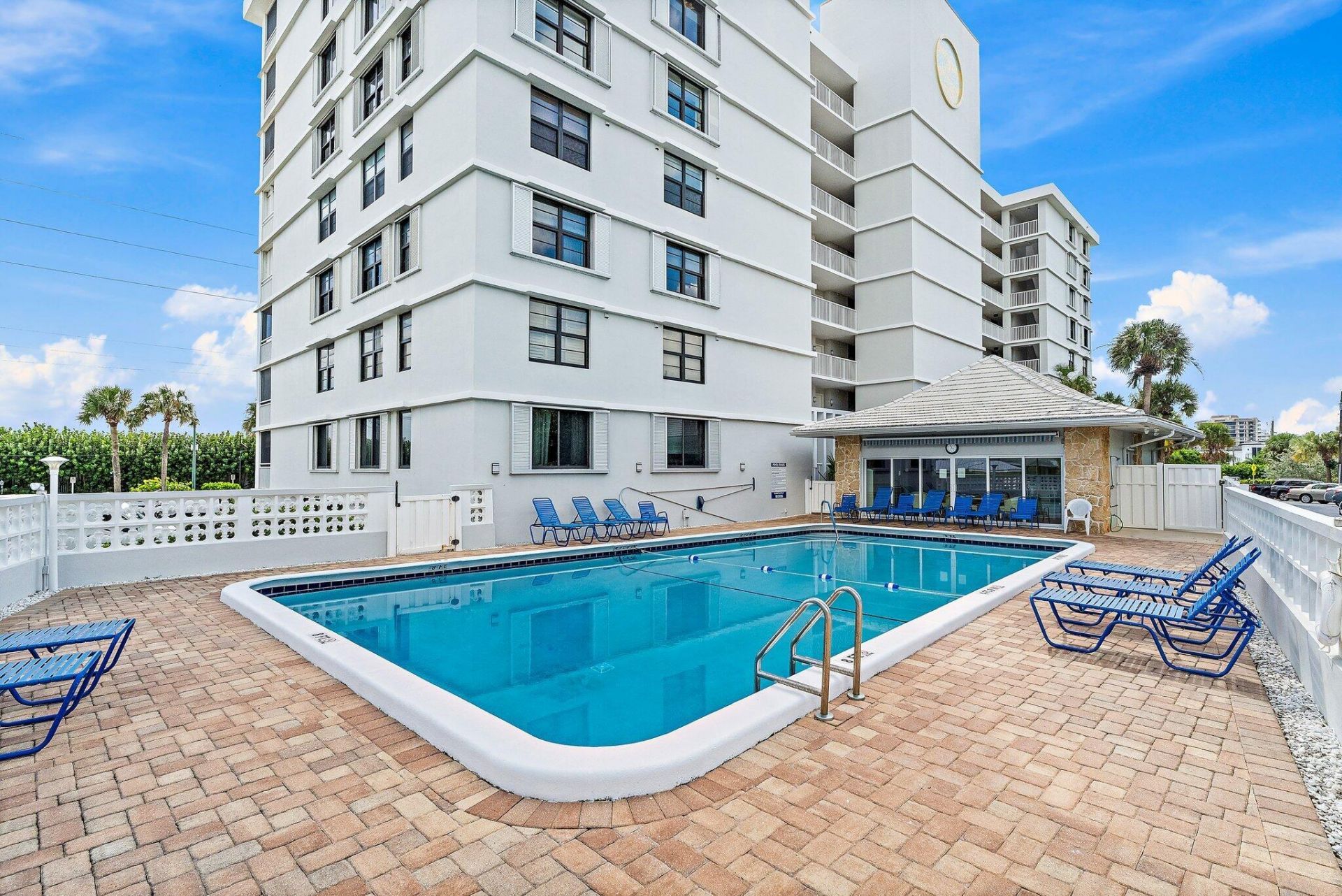 911 Ocean Drive, Unit 404, Juno Beach, FL 33408 Photo