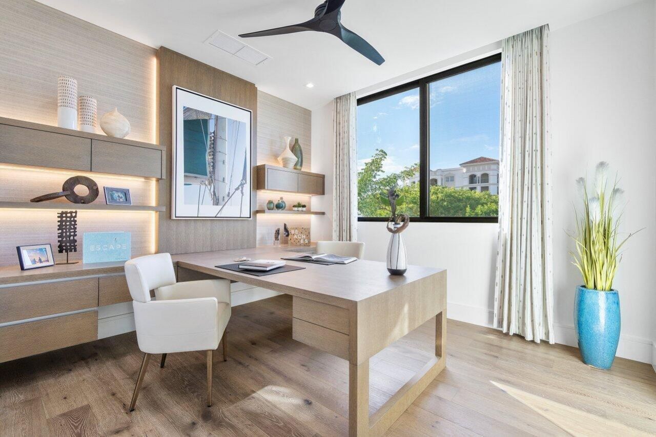 140 NE Wavecrest Way, Boca Raton, FL 33432 Photo