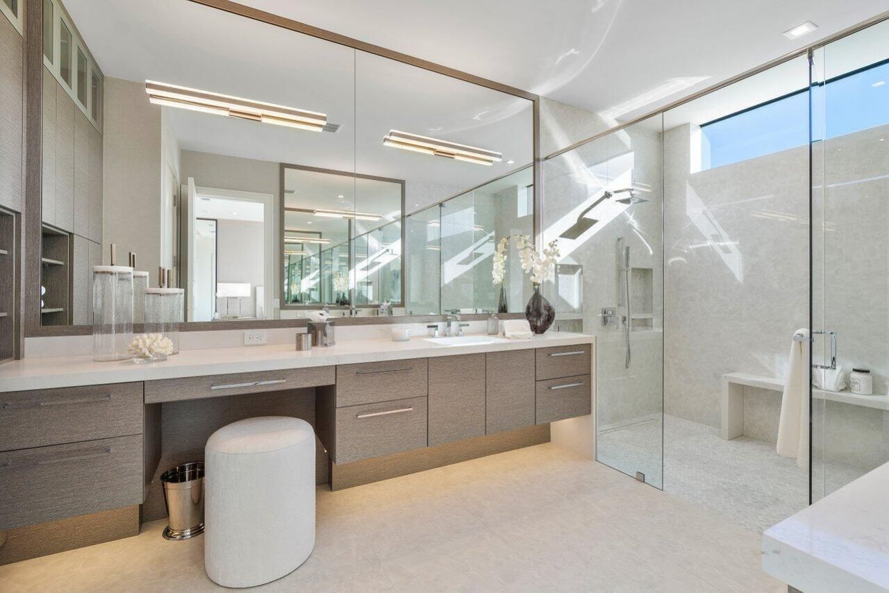 140 NE Wavecrest Way, Boca Raton, FL 33432 Photo
