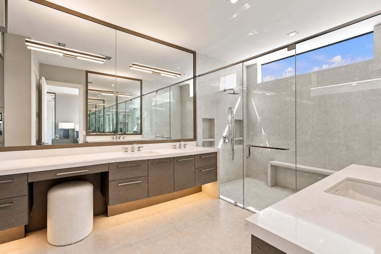 140 NE Wavecrest Way, Boca Raton, FL 33432 Photo