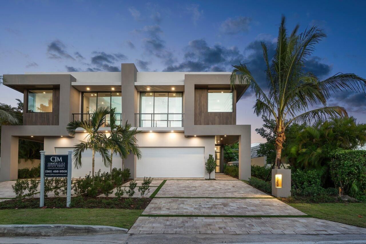 140 NE Wavecrest Way, Boca Raton, FL 33432 Photo