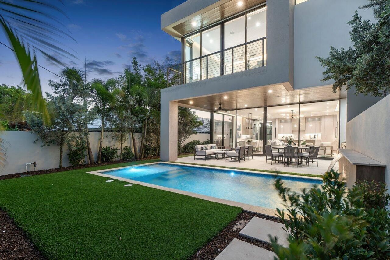 140 NE Wavecrest Way, Boca Raton, FL 33432 Photo