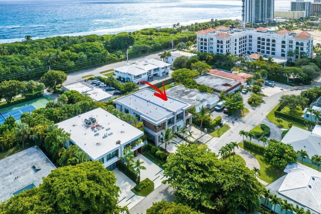 140 NE Wavecrest Way, Boca Raton, FL 33432 Photo