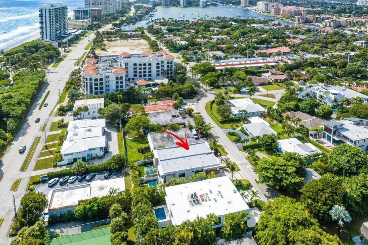 140 NE Wavecrest Way, Boca Raton, FL 33432 Photo