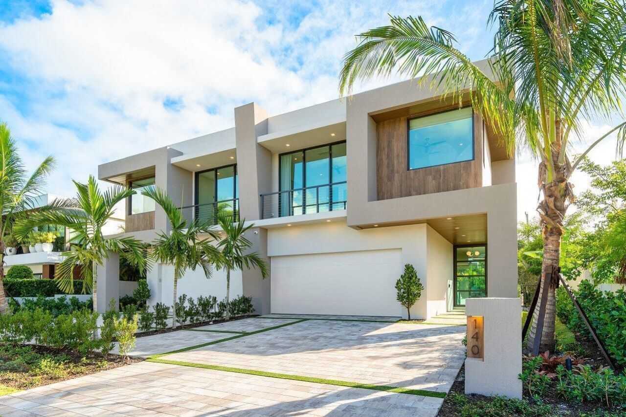 140 NE Wavecrest Way, Boca Raton, FL 33432 Photo