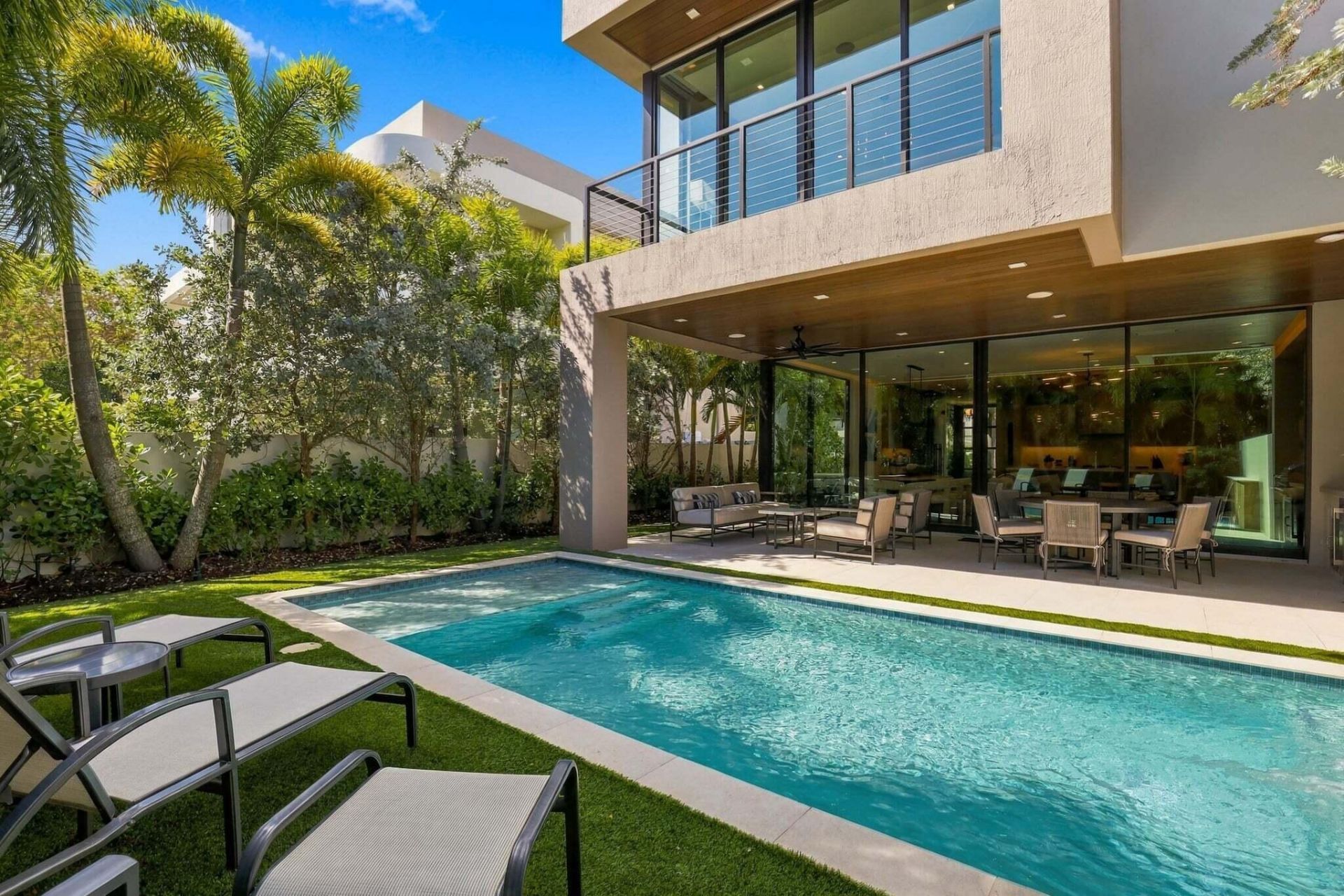 140 NE Wavecrest Way, Boca Raton, FL 33432 Photo